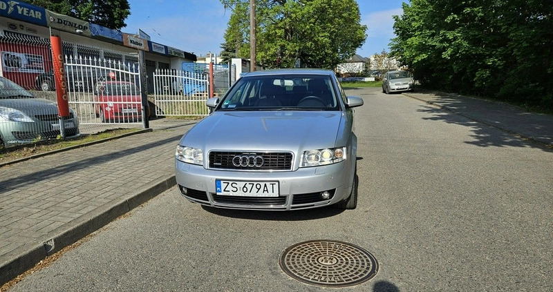 Audi A4 cena 16999 przebieg: 269800, rok produkcji 2003 z Trzebiatów małe 407